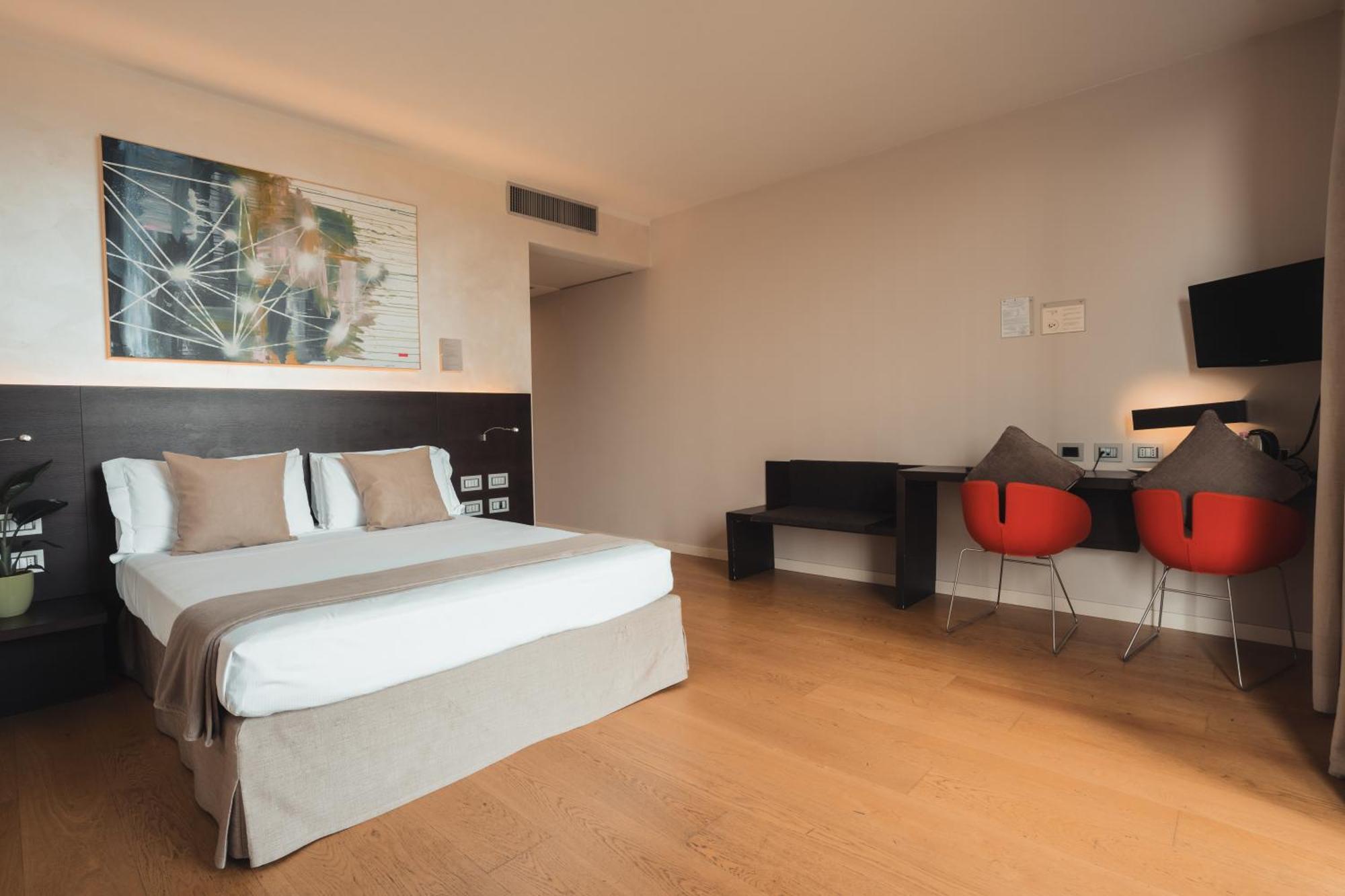 Mod 05 Bike Hotel 산드라 외부 사진