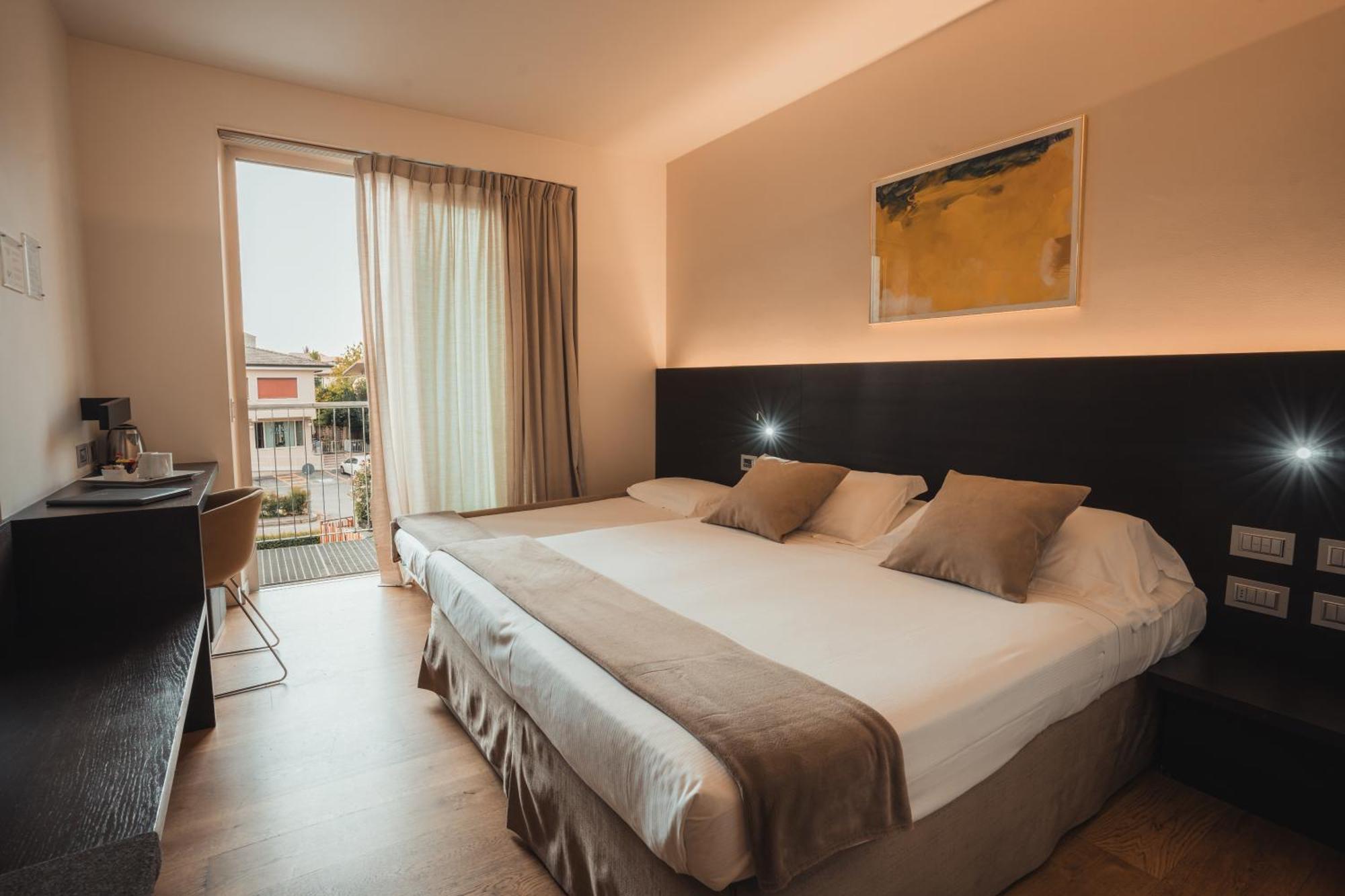 Mod 05 Bike Hotel 산드라 외부 사진
