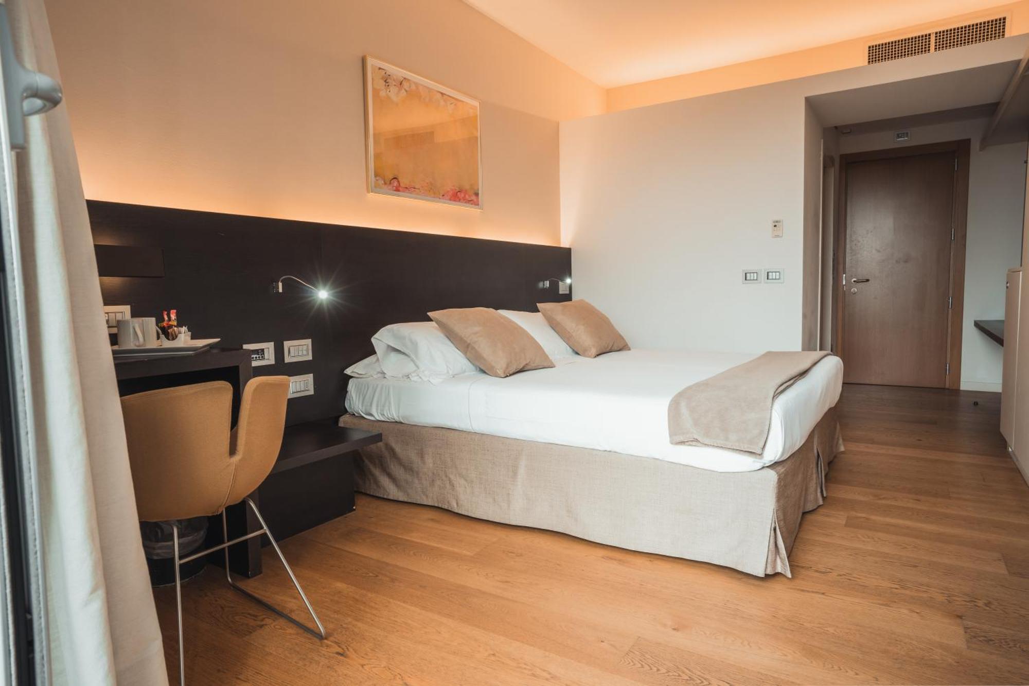 Mod 05 Bike Hotel 산드라 외부 사진