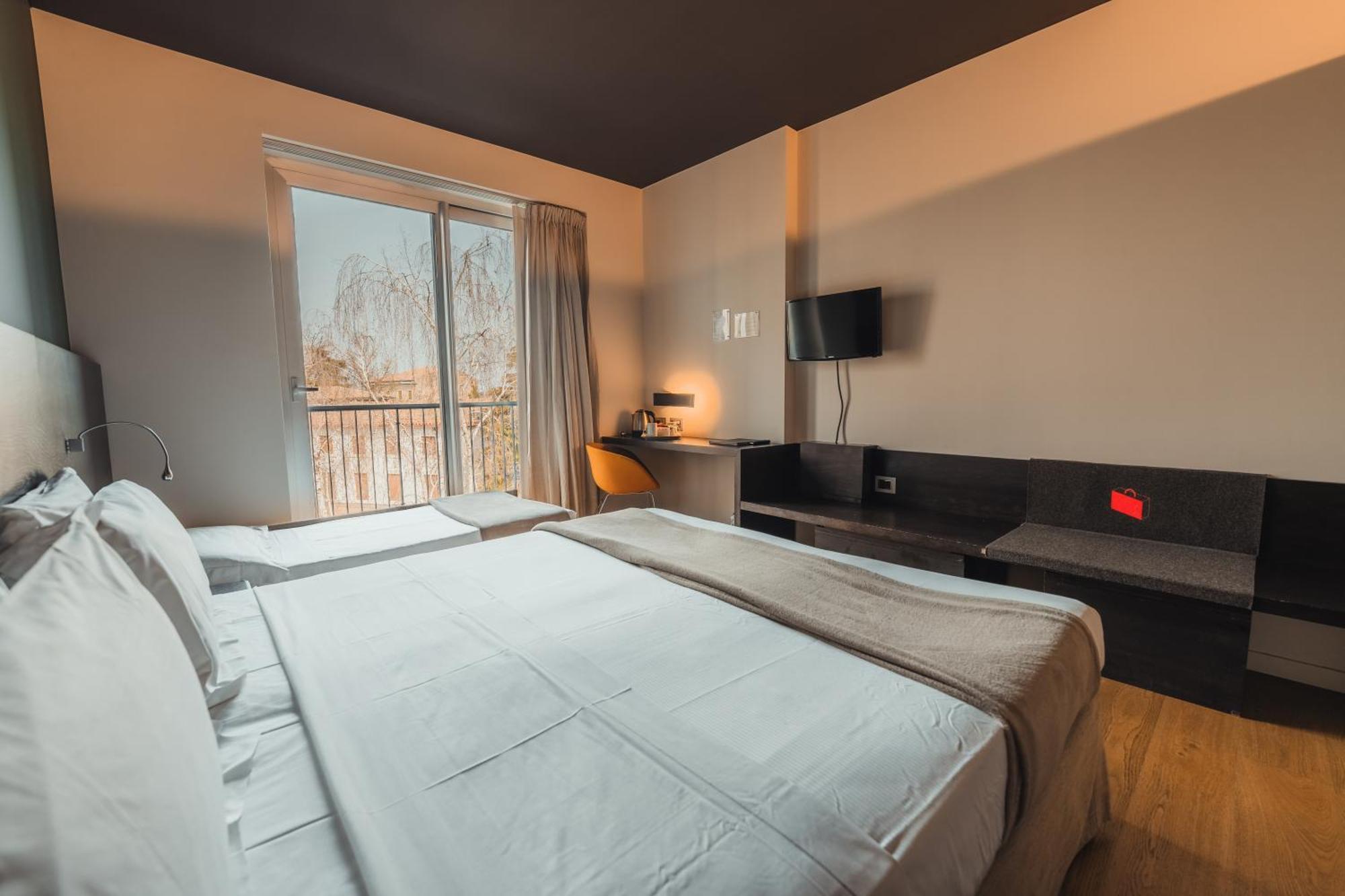 Mod 05 Bike Hotel 산드라 외부 사진